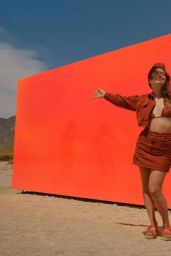 Billie Lourd - Coachella 2019 Photoshoot