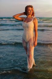 Dakota Blue Richards - September 2020 Photoshoot