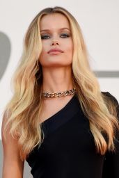 Frida Aasen – “Miss Marx” Premiere at the 77th Venice Film Festival