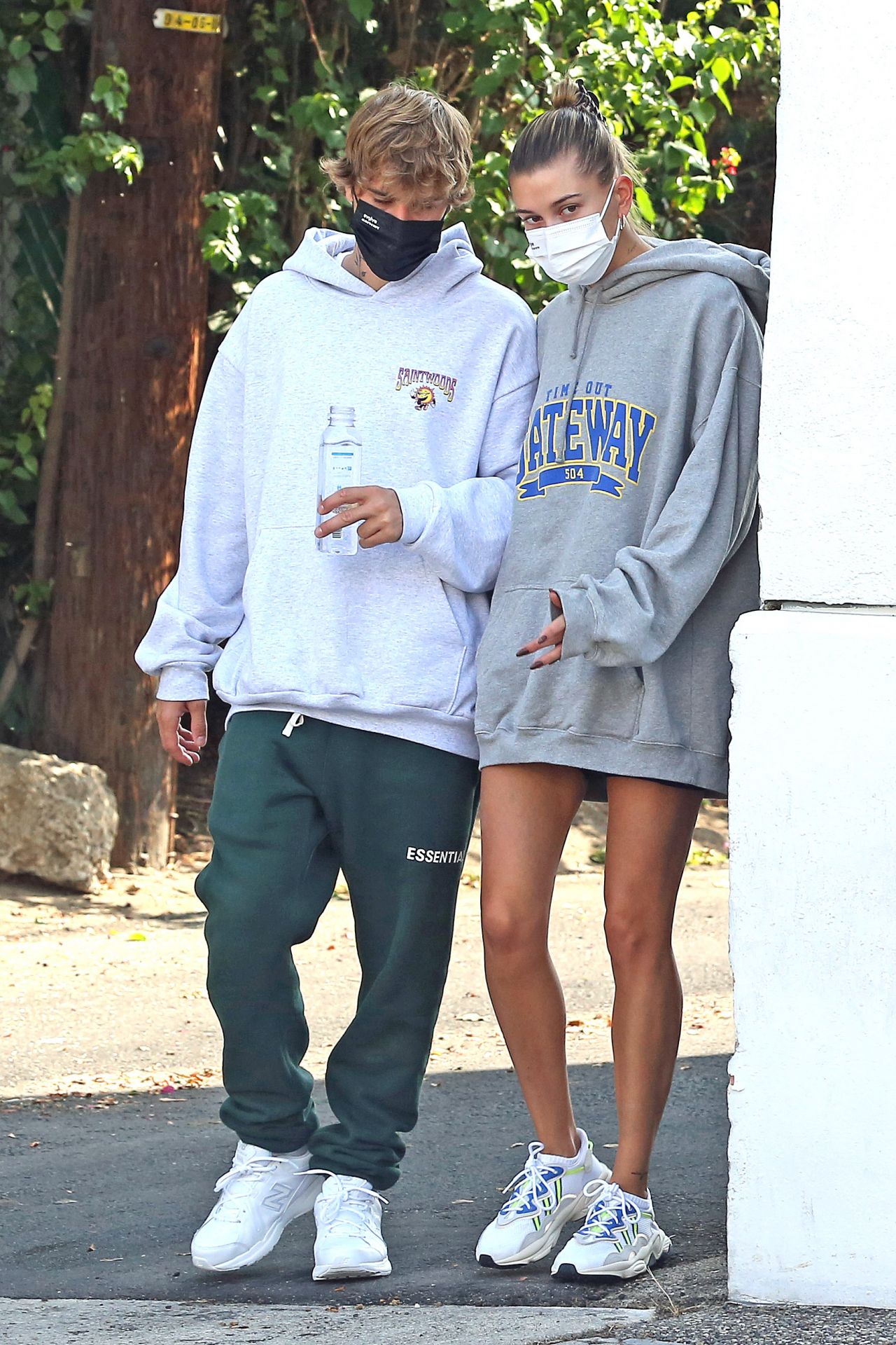 Hailey Bieber and Justin Bieber - Out in West Hollywood 09/23/2020 ...