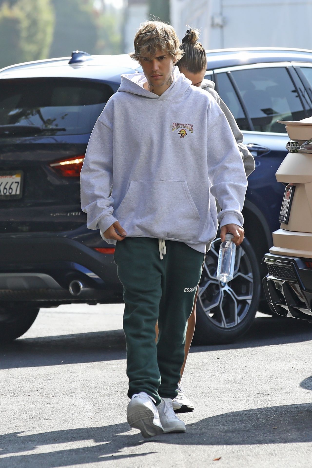 hailey-bieber-and-justin-bieber-out-in-west-hollywood-09-23-2020-8.jpg