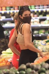 Hailey Bieber and Kendall Jenner - Grocery Shopping in LA 09/07/2020