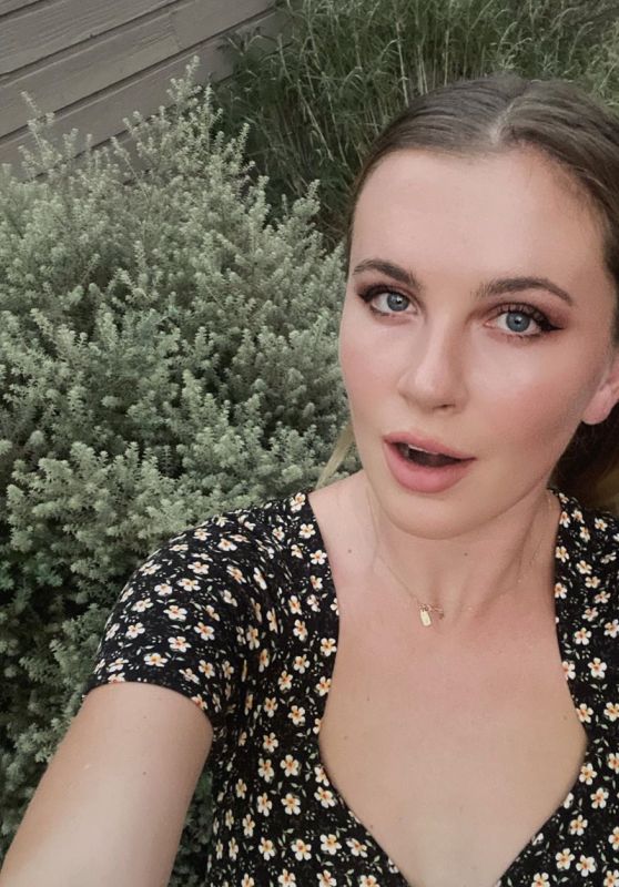 Ireland Baldwin - Social Media Photo 09/18/2020 • CelebMafia