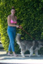 Ireland Baldwin With Her Dog - Los Angeles 09/03/2020