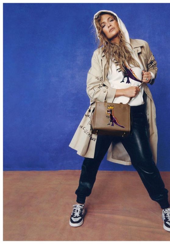 Jennifer Lopez Outfit - Coach X Jean-Michel Basquiat Collection 09/09/2020