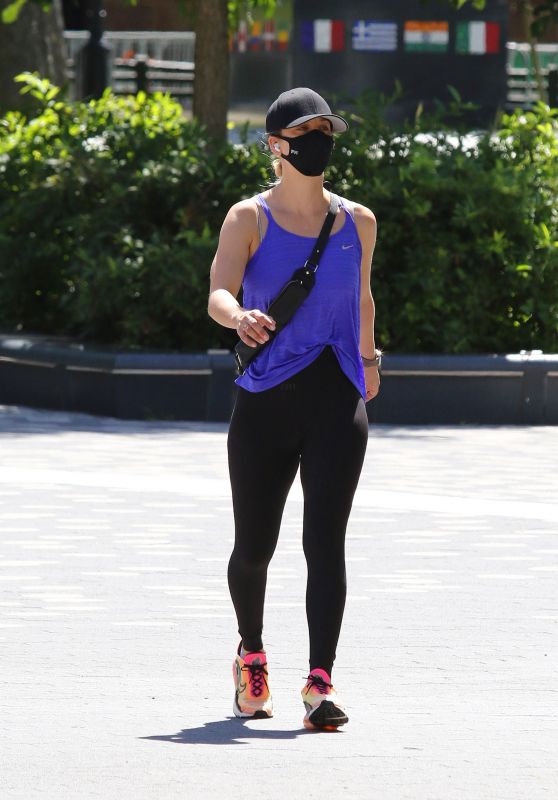 Kaley Cuoco in a Bright Blue Tank Top and Black Leggings - NYC 09/05/2020