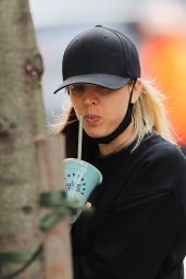 Kaley Cuoco - Out in NYC 09/16/2020