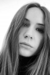 Karen Gillan - Social Media Photos 09/09/2020