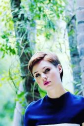 Karen Gillan - Social Media Photos 09/09/2020