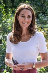 Kate Middleton Wearing Necklace With Initials of Children - London 09/22/2020