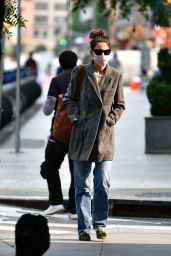 Katie Holmes - Out in New York 09/16/2020