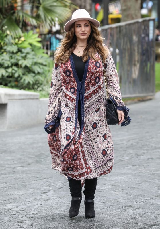 Kelly Brook in a Patterned Cardigan and Black Boots - London 09/03/2020