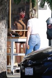 Kristen Stewart With Girlfriend Dylan Meyer in Los Feliz 09/22/2020