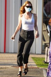Leslie Mann - Out in Malibu 09/22/2020