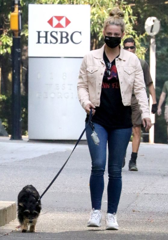 Lili Reinhart - Walking Her Dog in Vancouver 09/11/2020