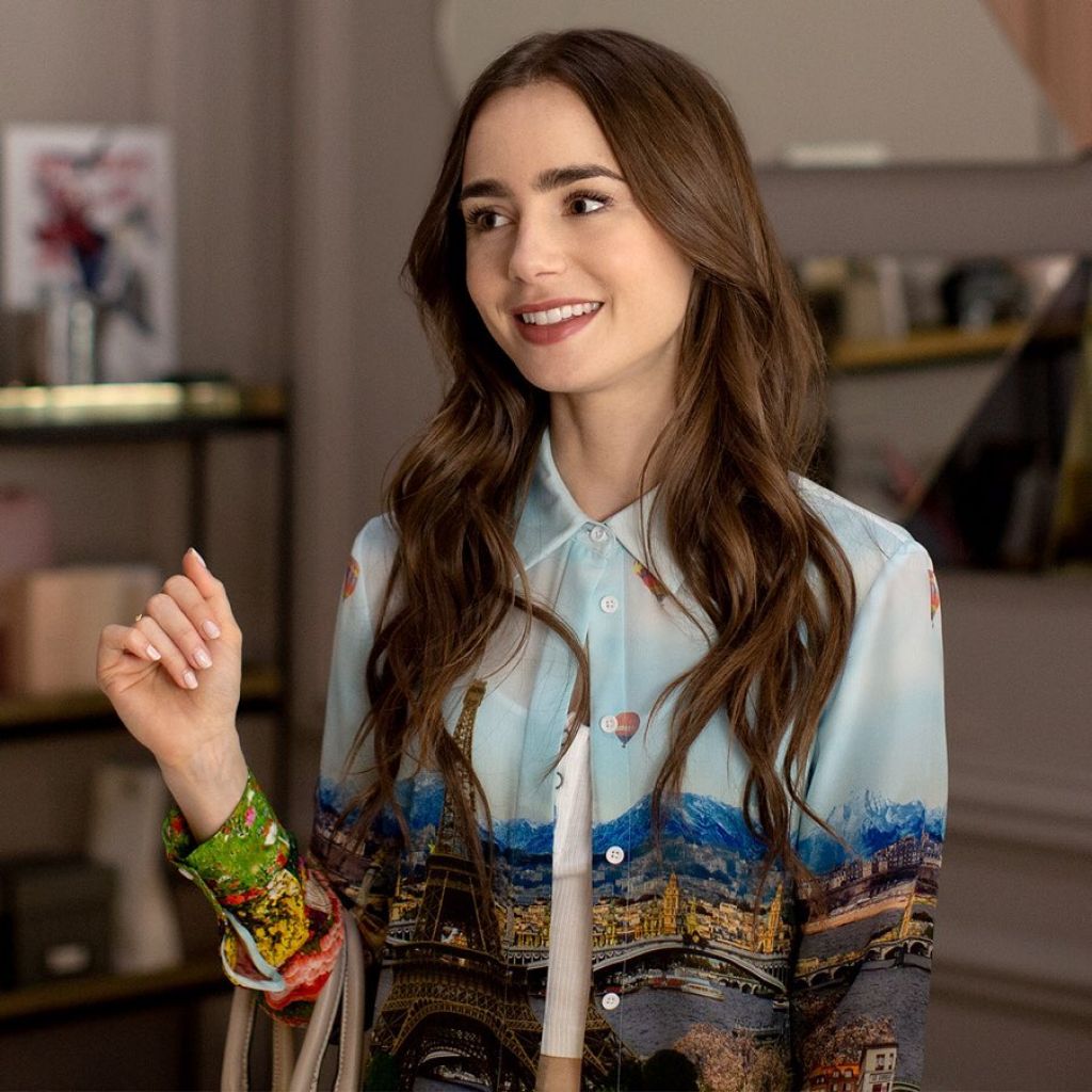 lily-collins-emily-in-paris-promoshoot-2020-0.jpg