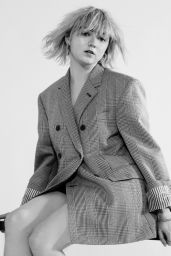 Maisie Williams - Female Magazine September 2020 Photos