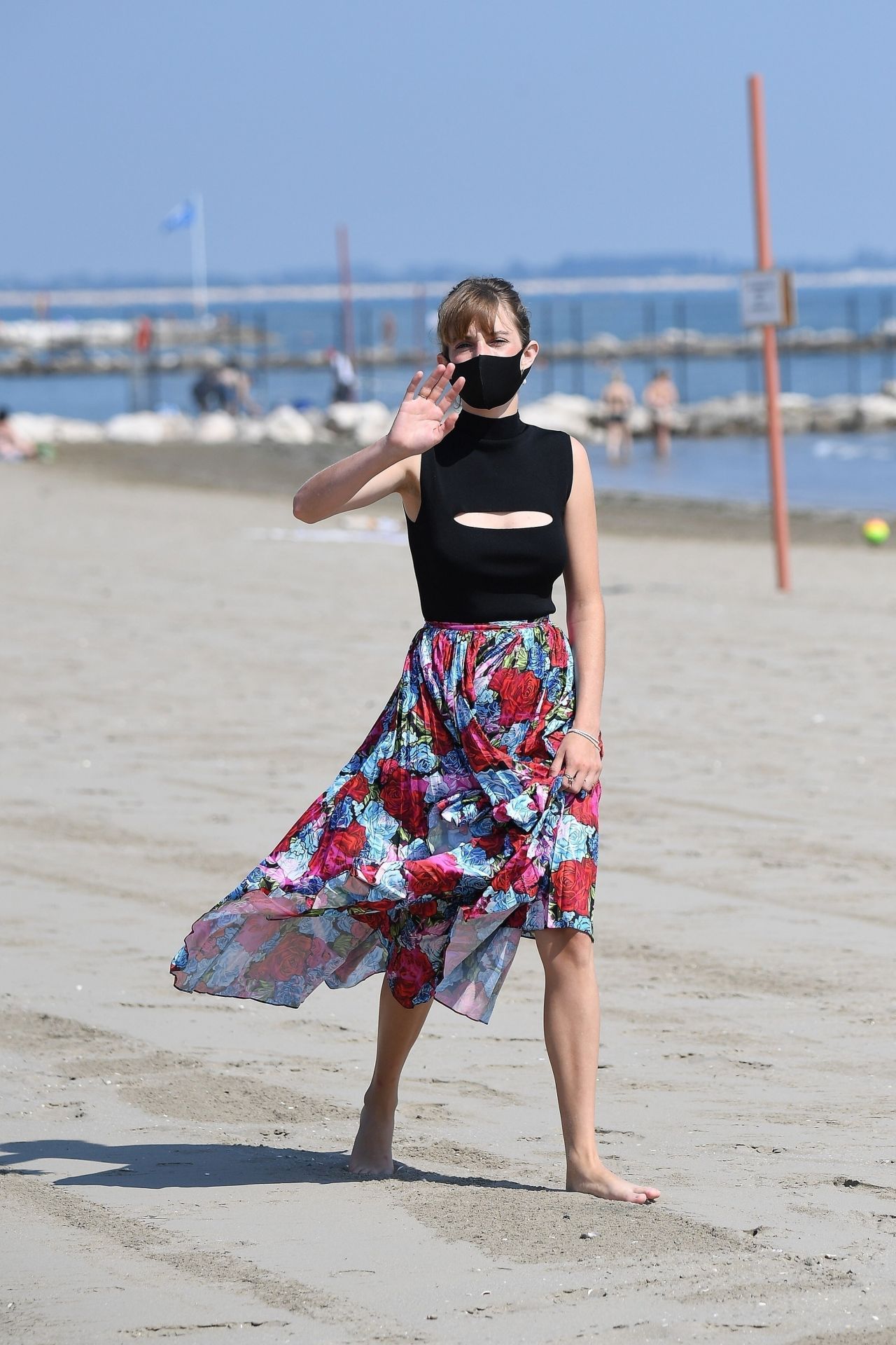 Maya Hawke at the Beach in Venice, Italy 09/05/2020 • CelebMafia