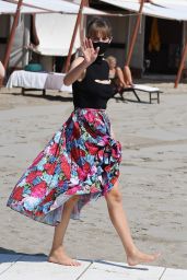 Maya Hawke at the Beach in Venice, Italy 09/05/2020