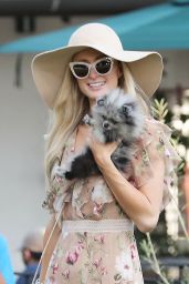 Paris Hilton - Arriving at Malibu Country Mart 09/27/2020