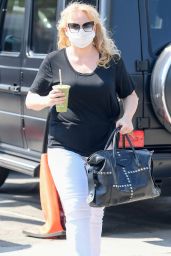Rebel Wilson Carrying a Green Smoothie - LA 09/23/2020