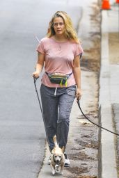 Alicia Silverstone Makeup-Free - Hollywood Hills 10/20/2020