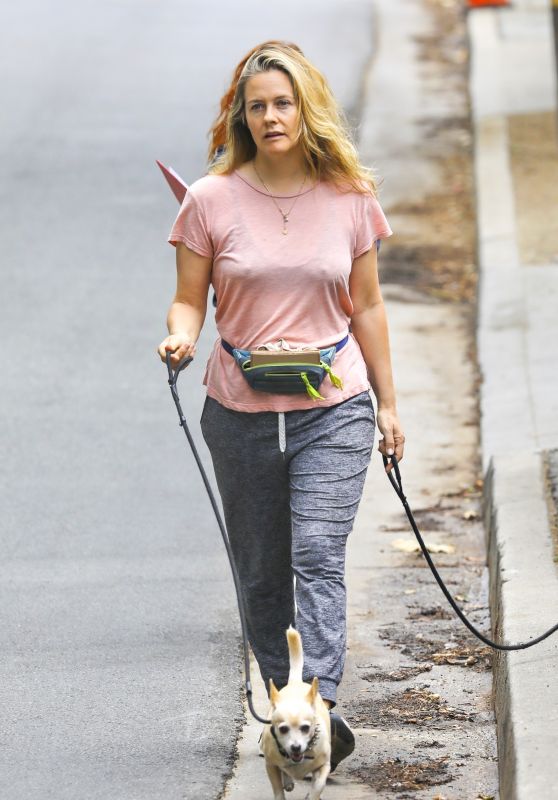 Alicia Silverstone Makeup-Free - Hollywood Hills 10/20/2020