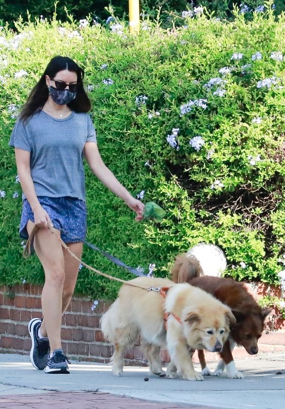 Aubrey Plaza - Takes Her Dogs Out For a Morning Walk 10/17/2020