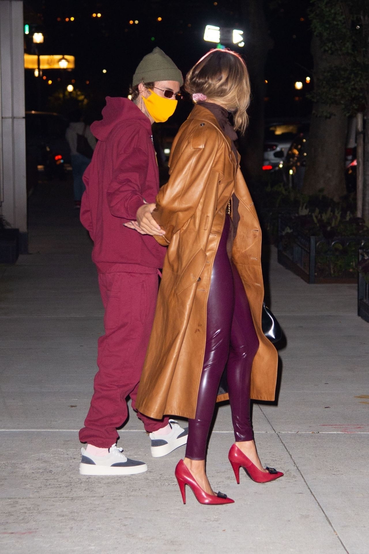 hailey-bieber-and-justin-bieber-night-out-new-york-city-10-15-2020-3.jpg
