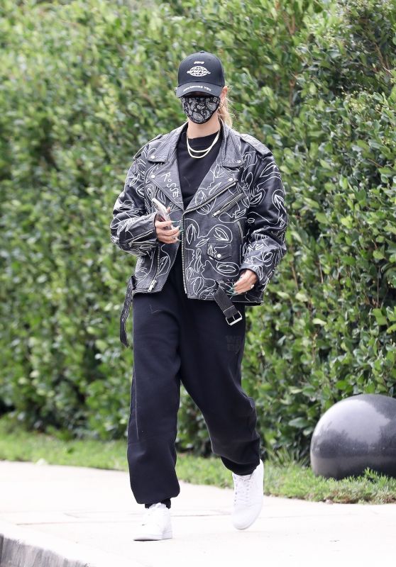 Hailey Bieber - Out in Beverly Hills 10/24/2020