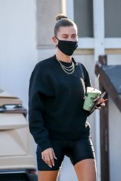 Hailey Bieber - Picks Up a Healthy Drink in Beverly Hills 10/12/2020