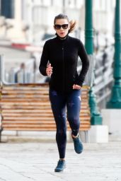 Hayley Atwell - Out Jogging in Venice 10/29/2020