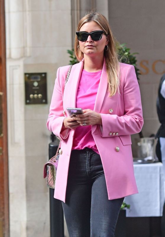 Holly Valance - Out in London 08/18/2020