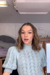 Jayden Bartels Photos 10/21/2020 • CelebMafia