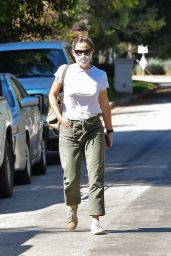 Jennifer Garner - Out in Brentwood 10/01/2020
