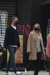 Jennifer Lawrence - Out for a Stroll in NY 10/05/2020