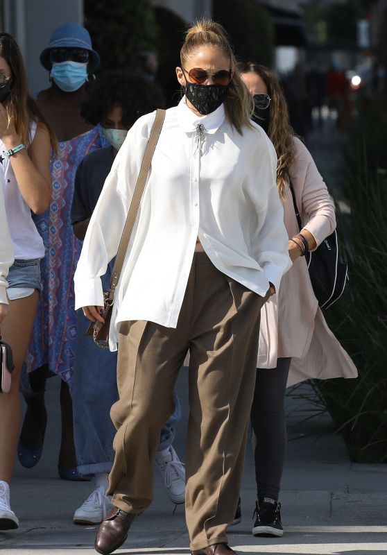 Jennifer Lopez in Oversized Cream Blouse - Rodeo Drive in Beverly Hills 10/17/2020