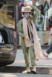 Jessica Alba - Shopping at Urban Outfitters in LA 10/25/2020