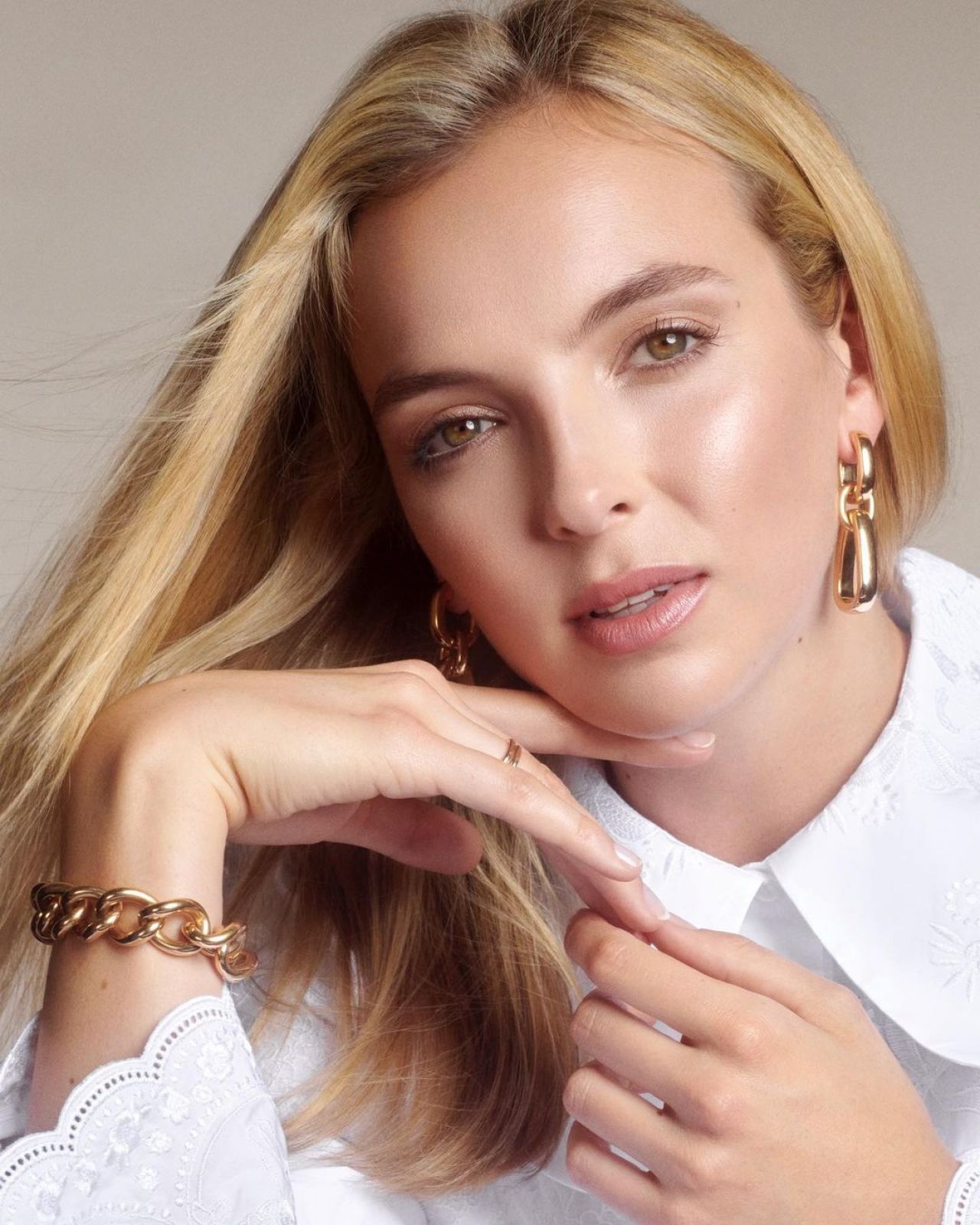 jodie-comer-the-new-face-of-skincare-brand-noble-panacea-2020-21.jpg