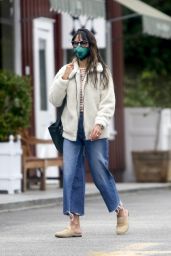 Jordana Brewster Street Style - Out for a Morning Coffee Run in Brentwood 10/11/2020