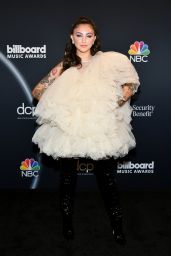 Julia Michaels - 2020 Billboard Music Awards