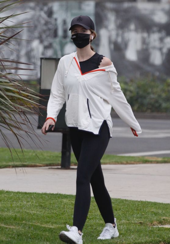 Katherine Schwarzenegger - Out For Walk in Santa Monica 10/18/2020