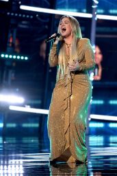 Kelly Clarkson – 2020 Billboard Music Awards