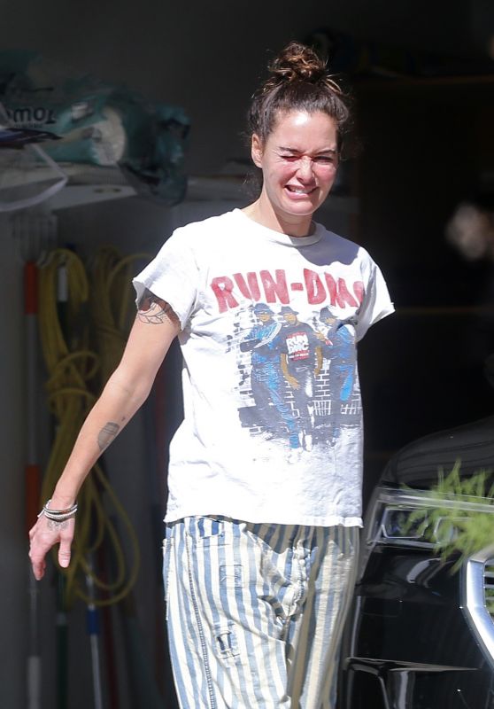 Lena Headey - Out in Los Angeles 10/29/2020