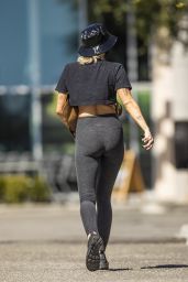Miley Cyrus - Grocery Shopping in LA 10/13/2020