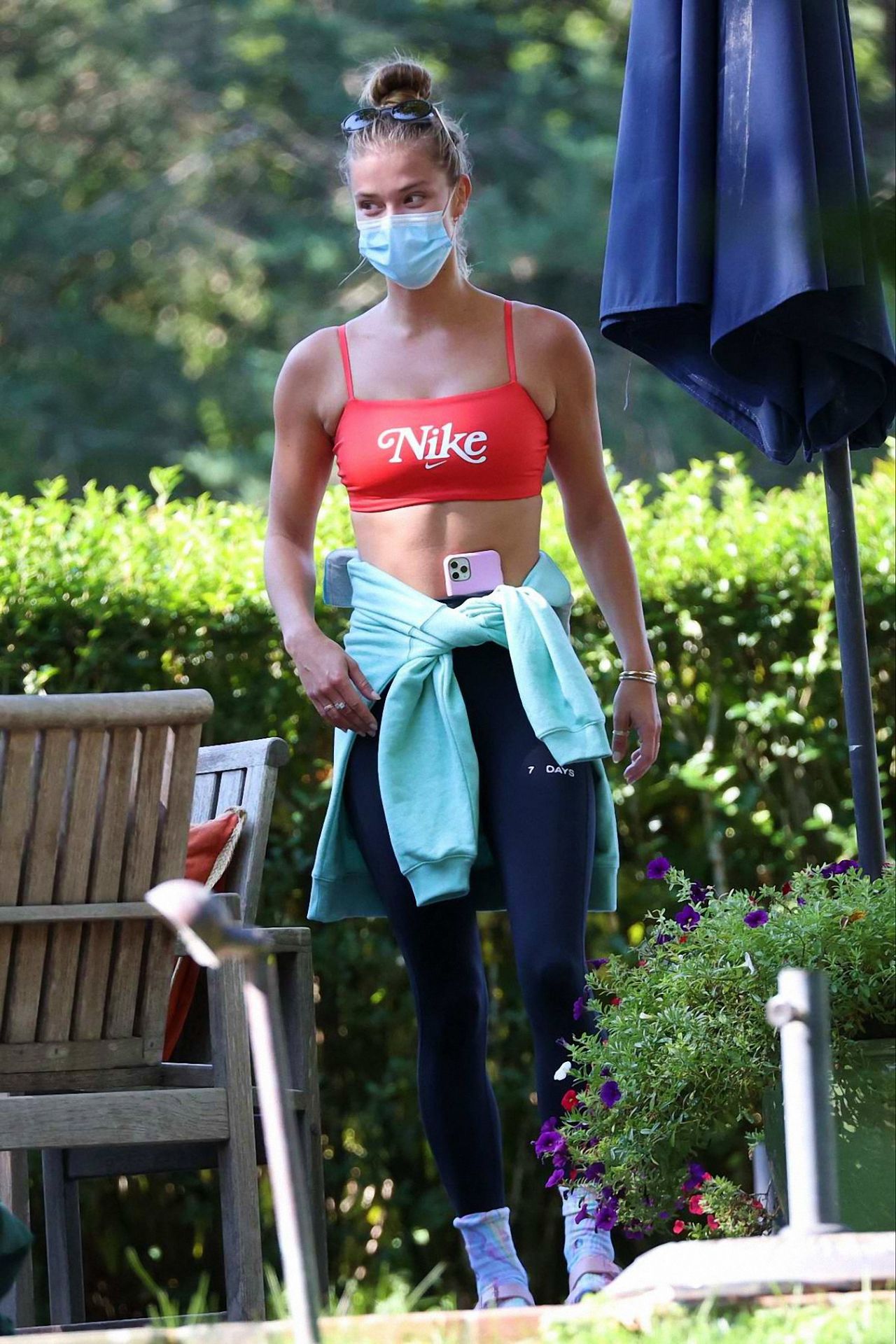 nina-agdal-in-workout-outfit-in-the-hamptons-10-04-2020-6.jpg