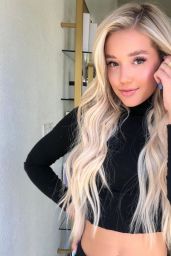 Olivia Ponton - Social Media Photos 10/12/2020