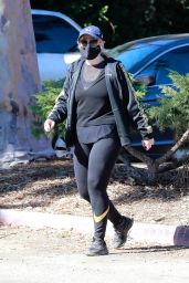 Rebel Wilson - Goes for a Hike at Griffith Park in Los Feliz 10/30/2020