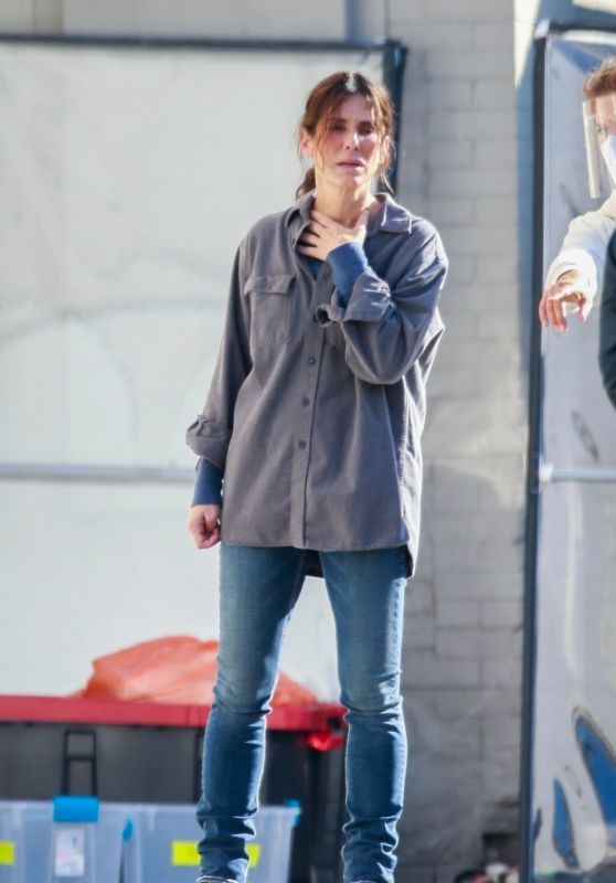 Sandra Bullock - "Untitled" Netflix Film Set in Vancouver 10/06/2020