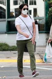 Shannen Doherty and Sarah Michelle Gellar - Shopping at Malibu Country Mart 10/05/2020